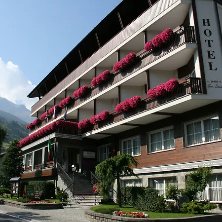 Hotel Larice Bianco-3